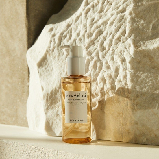 SKIN1004 Madagascar Centella Light Cleansing Oil 200ml – почистващо олио
